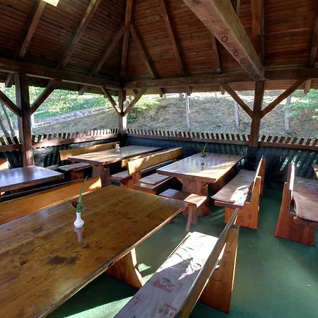 Gostinjska kuća Zorko Gostilna Domen